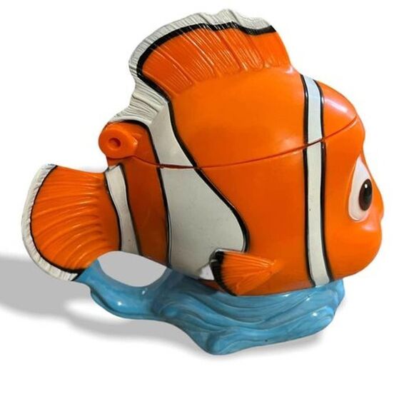 Disney on Ice Finding NEMO MUG Cup w/Lid appx 8oz Orange Clown Fish 3D Pixar - Picture 1 of 6